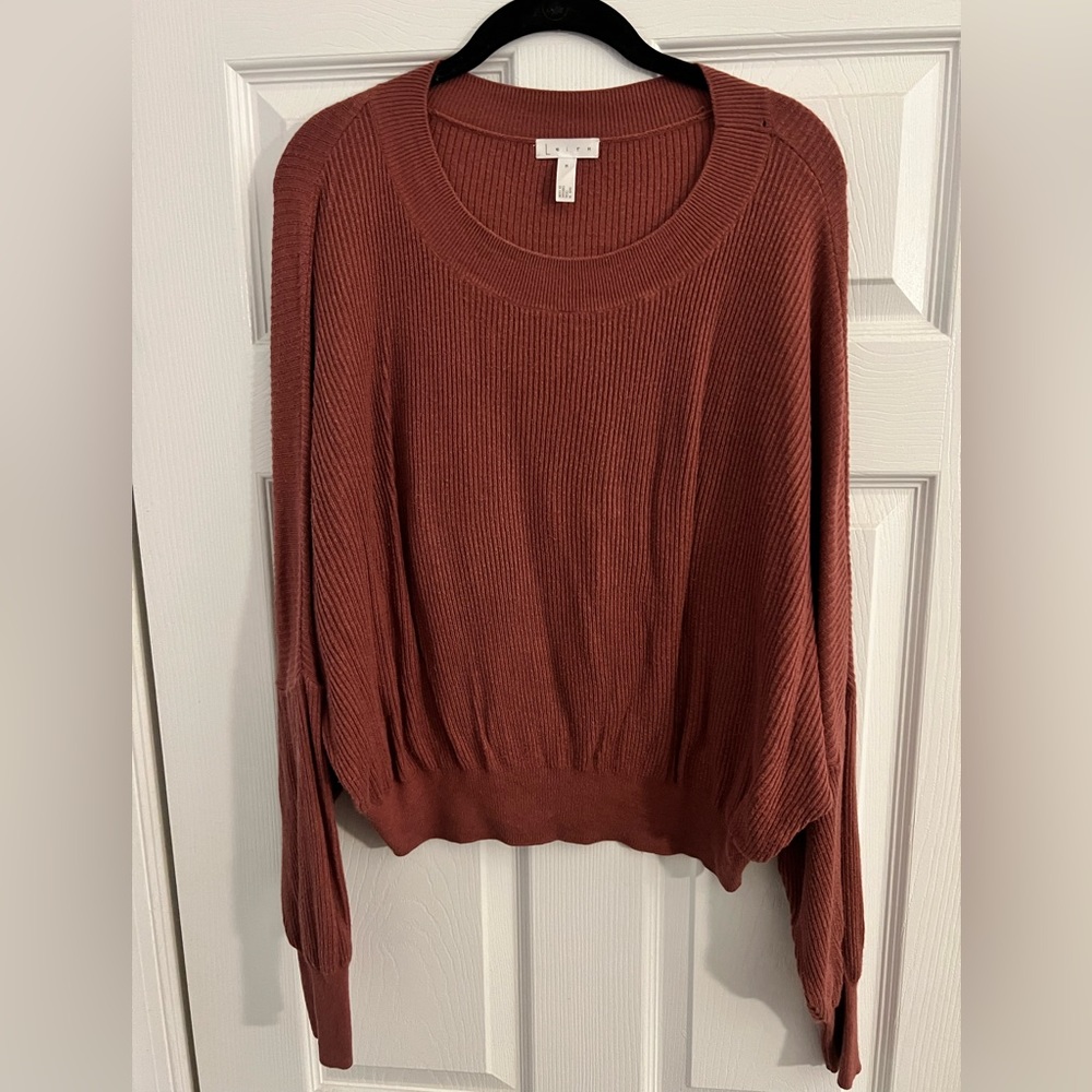 LEITH Sweater - Medium